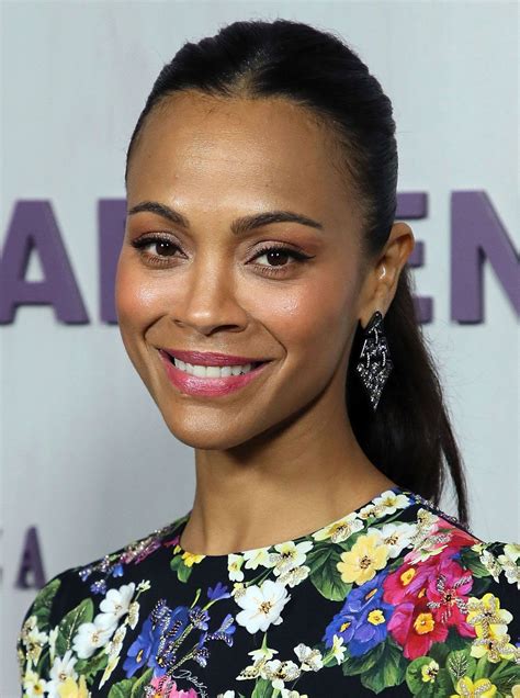 Zoe Saldana .